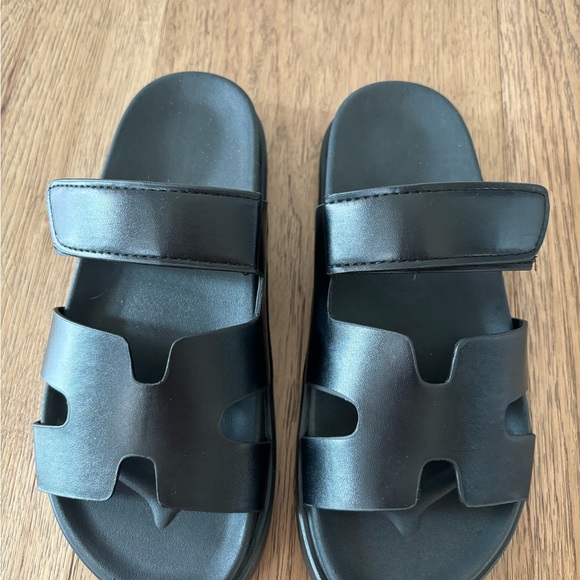 Black slides - Picture 5 of 6